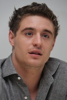 Max Irons Mouse Pad G747849