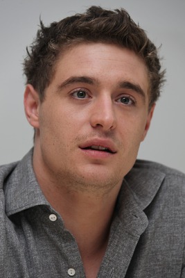 Max Irons Poster G747849