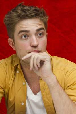 Robert Pattinson Poster G751143