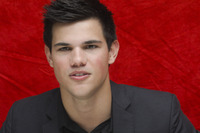 Taylor Lautner magic mug #G752714