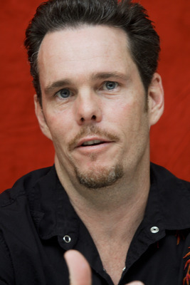 Kevin Dillon Stickers G754847