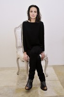 Berenice Bejo sweatshirt #1218260