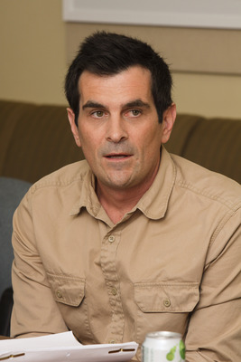 Ty Burrell puzzle G754968