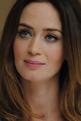 Emily Blunt Stickers G757291