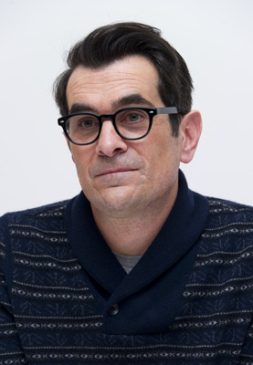 Ty Burrell Poster G759981