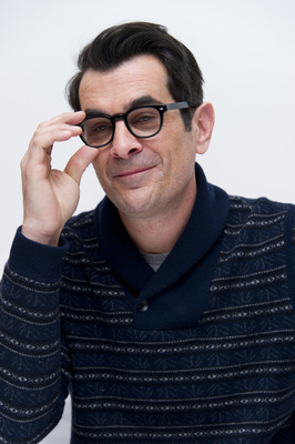Ty Burrell Poster G759986