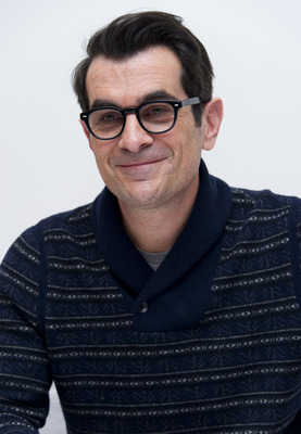 Ty Burrell Poster G759988
