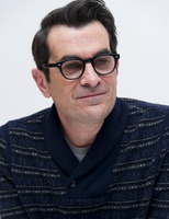Ty Burrell Mouse Pad G759990