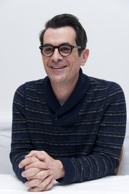 Ty Burrell Poster G759991