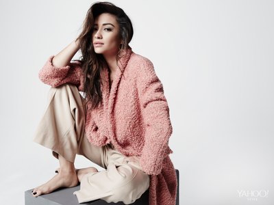 Shay Mitchell puzzle G763858
