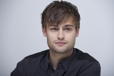 Douglas Booth Poster G767810