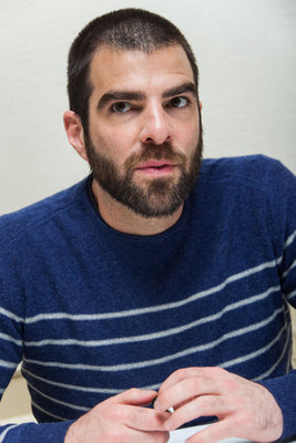 Zachary Quinto Poster G767990