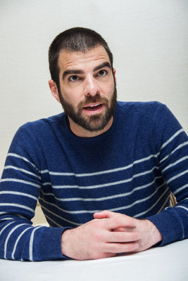 Zachary Quinto Poster G767993