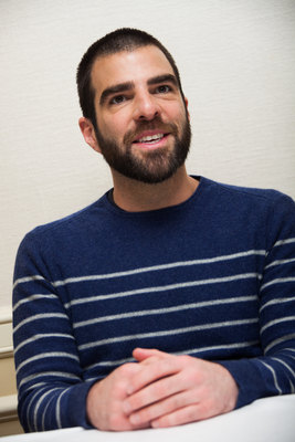 Zachary Quinto Poster G767996