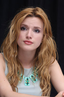 Bella Thorne Mouse Pad G769308