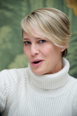 Robin Wright puzzle G769988