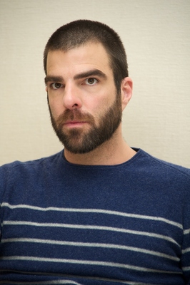 Zachary Quinto Poster G775399