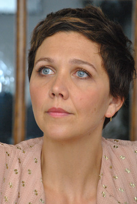 Maggie Gyllenhaal Mouse Pad G781468