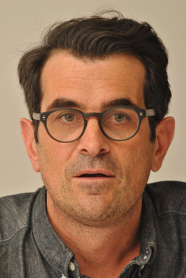 Ty Burrell tote bag #G781664