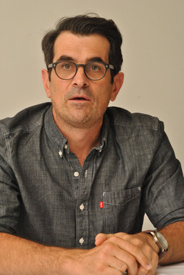 Ty Burrell Mouse Pad G781671