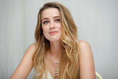 Amber Heard puzzle G782776