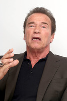 Arnold Schwarzenegger Longsleeve T-shirt #1258192
