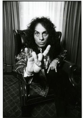Ronnie James Dio magic mug #G786535