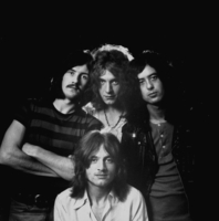 Led Zeppelin t-shirt #1290966