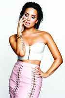 Demi Lovato t-shirt #1291823