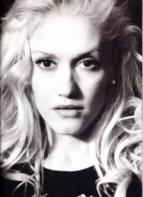 Gwen Stefani Poster G79632