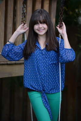 Bailee Madison Poster G803420