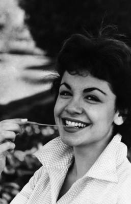 Annette Funicello Poster G807833