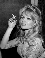 Brigitte Bardot magic mug #G809554