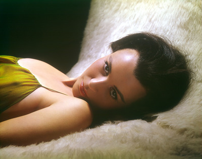 Claire Bloom Poster G819419