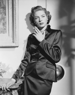 Lauren Bacall Mouse Pad G827121