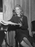 Lauren Bacall Mouse Pad G827122