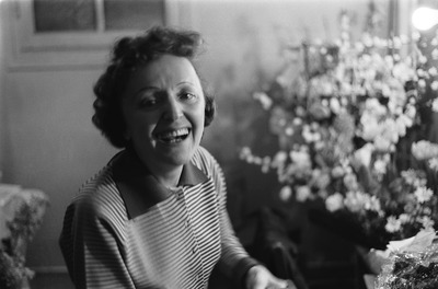 Edith Piaf mug