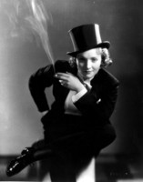 Marlene Dietrich magic mug #G843716