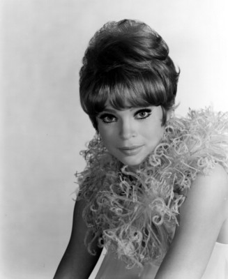 Juliet Prowse Poster G844829