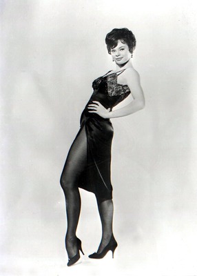 Juliet Prowse Poster G844830