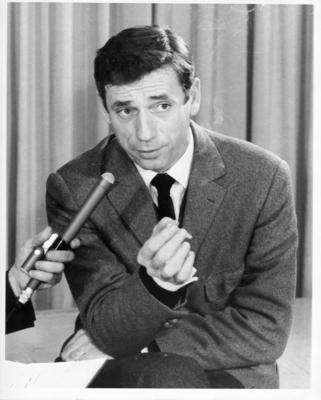 Yves Montand Stickers G847843