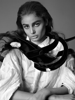 Taylor Hill Poster G848389