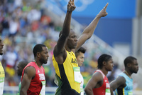 Usain Bolt Longsleeve T-shirt #1383182