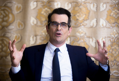 Ty Burrell Poster G858896