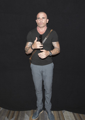 Dominic Purcell Poster G859135
