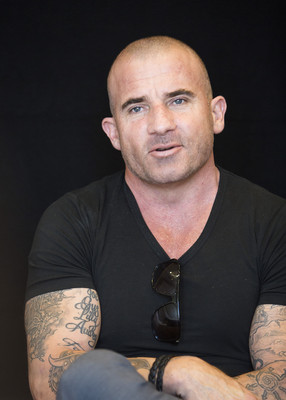 Dominic Purcell Poster G859139