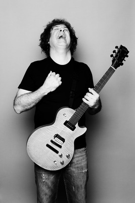 Gary Moore puzzle G901913
