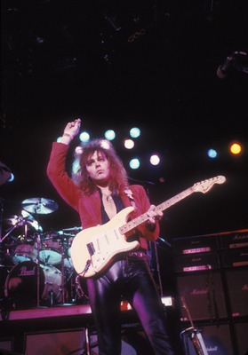 Yngwie Malmsteen puzzle G904532