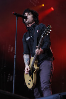 Green Day Longsleeve T-shirt #1434428