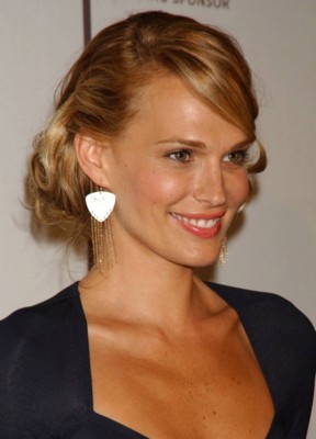 Molly Sims puzzle G90820